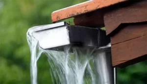 dispensar o uso de calhas em Telhado Galvanizado em Salto de Pirapora